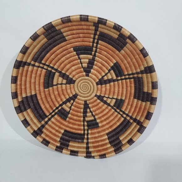 Round Ethnic Coil Handwoven Natural Grass Bowl Basket 11" Diameter 5" Deep Hang - Picture 8 of 12